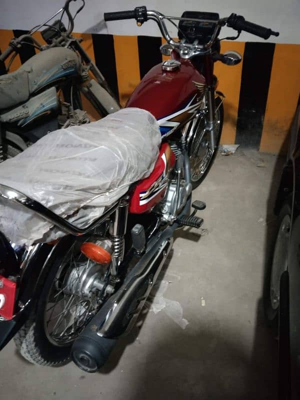 only 4200 kms running 5