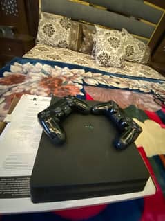 ps4 slim 500 gb excellent condition with box