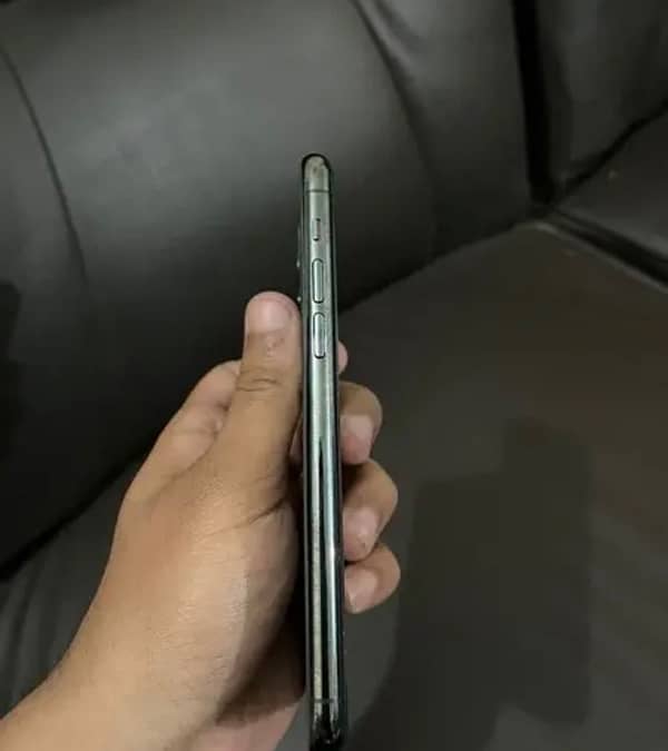 iphone 11 pro PTA 1