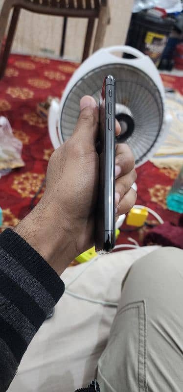 iphone x 256Gb PTA approve black 3