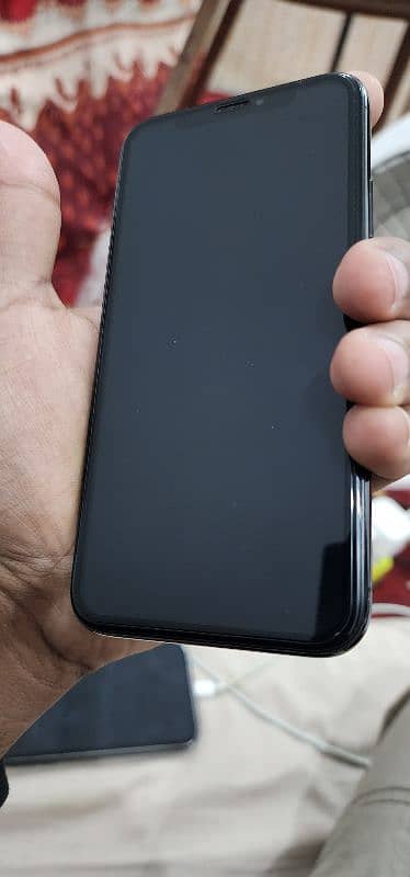 iphone x 256Gb PTA approve black 5