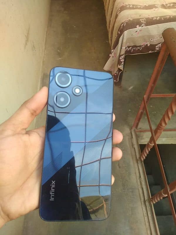 Infinix Hot 30Play 4/64 0