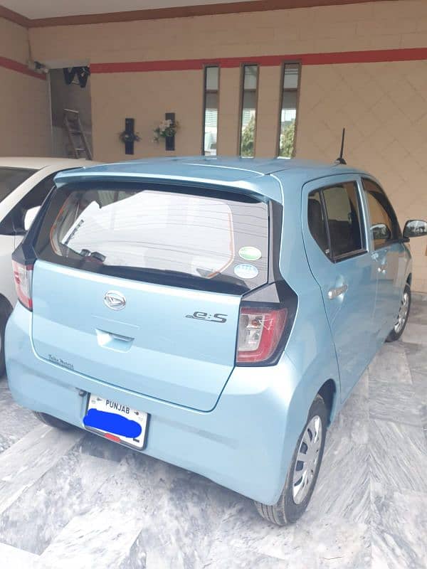 Daihatsu Mira 2024 3