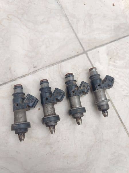D15 Injectors 3