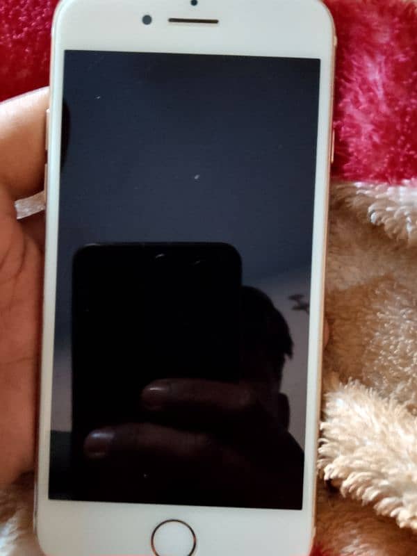 iPhone 7 [urgent sale] 1