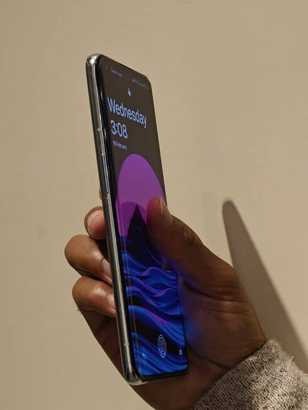 OnePlus 9 Pro A++ Condition 7