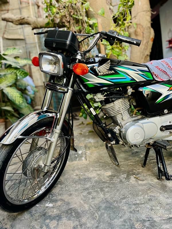 Honda 125 2023 Neat and Clean For Sale 1