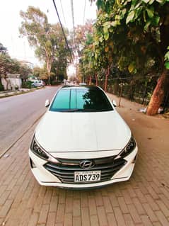 Hyundai Elantra 2021