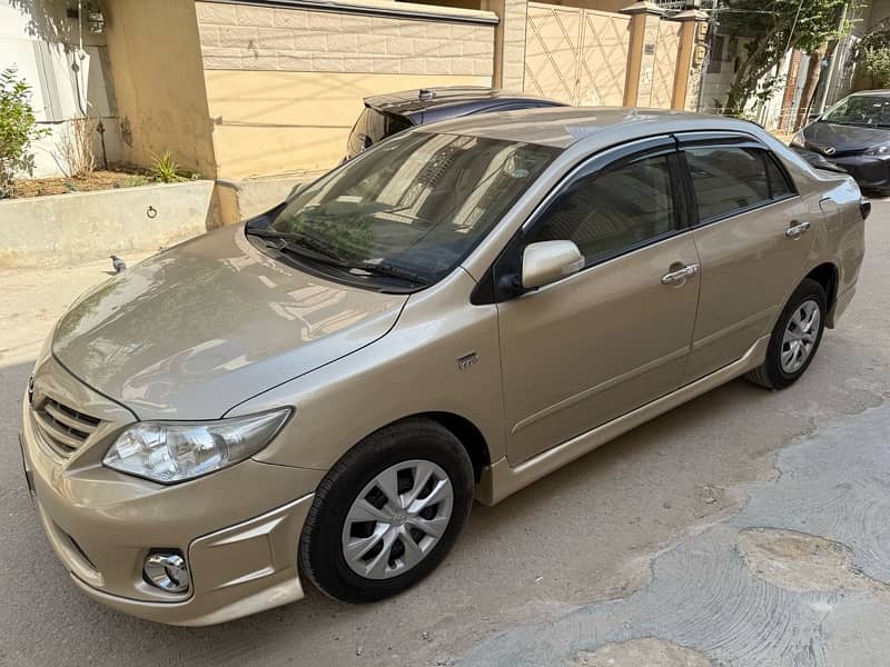 Toyota Corolla GLI 1.6 Automatic 2011 5