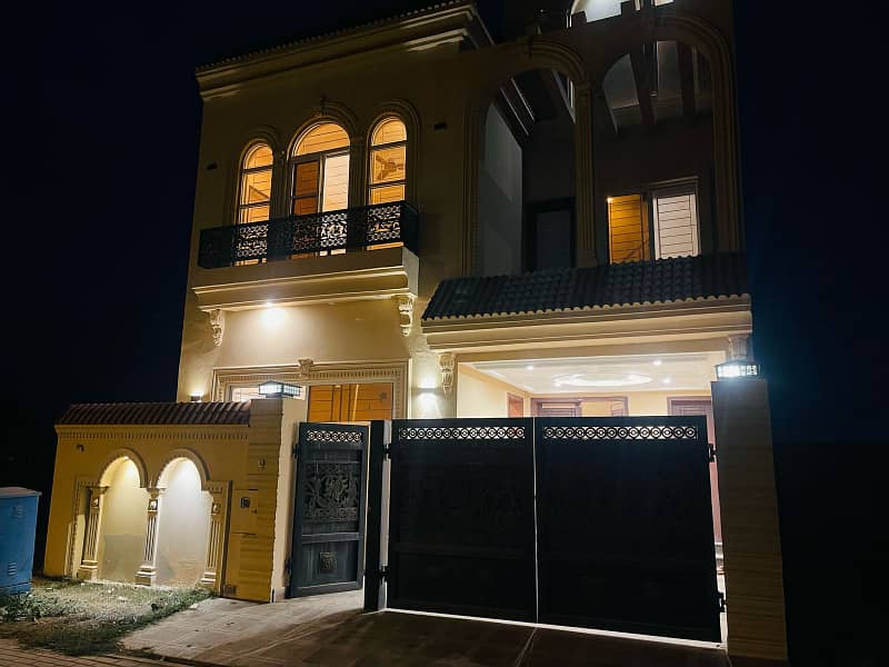 5 Marla brand new luxury house for sale Tipu ext block 0