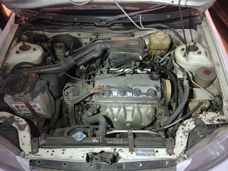 Honda City EXIs Automatic 2000 - Own Engine - Very Good Condition 17