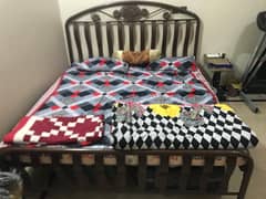 Iron Double Bed (Without Mattress)