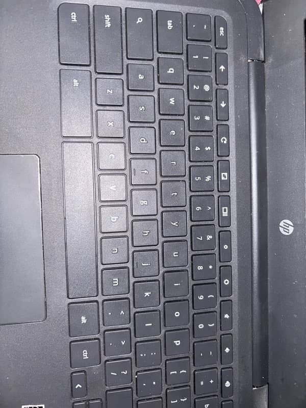 HP chrome book 4/16 condition 10/10 5