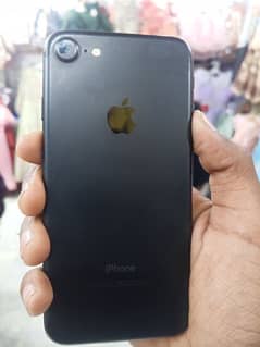 iPhone 7 PTA