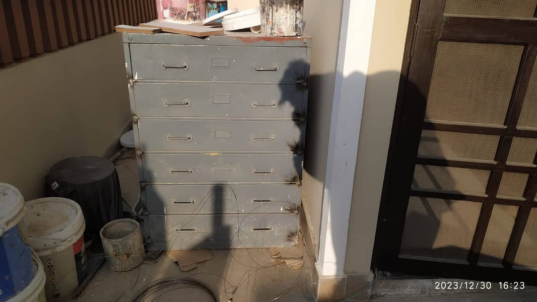 office heavy gauge locker available for sale 3