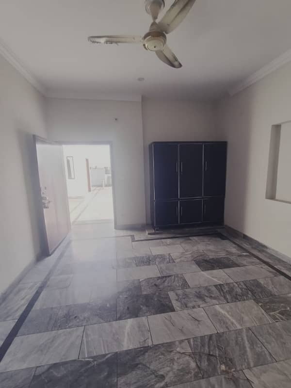 10 Marla Upper Portion for rent in LDA Avenue 10