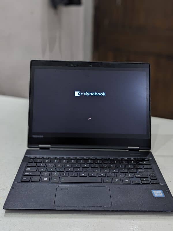 Toshiba Dynabook - Core i5 8th Gen - 16/256 0