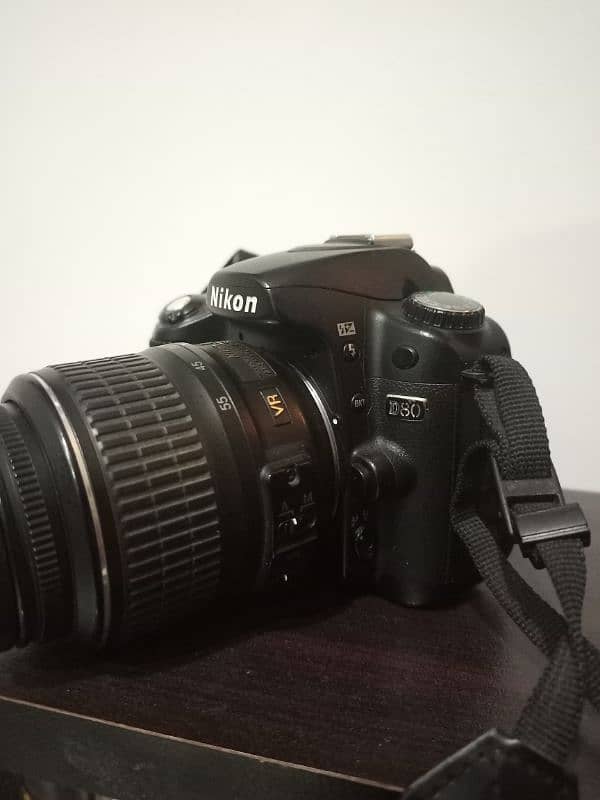 Nikon D 80 0