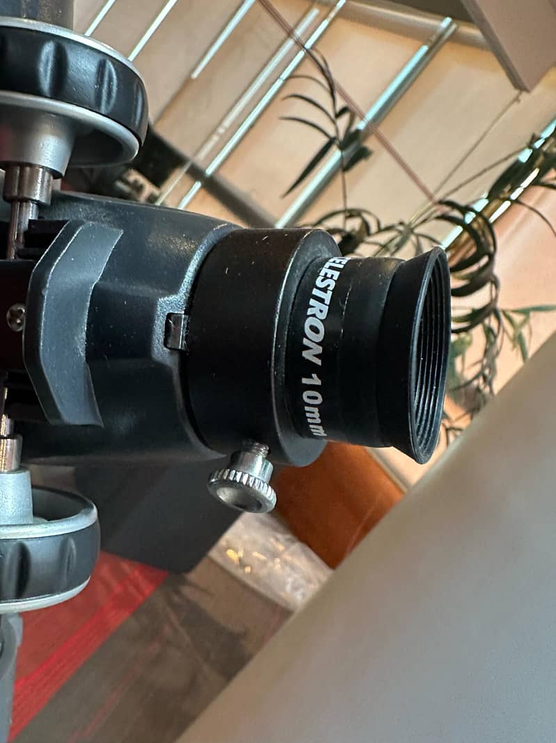 Telescope Celestron AstroMaster 130 1