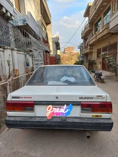 Nissan Sunny 1987