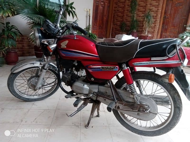 Honda CD 100 0