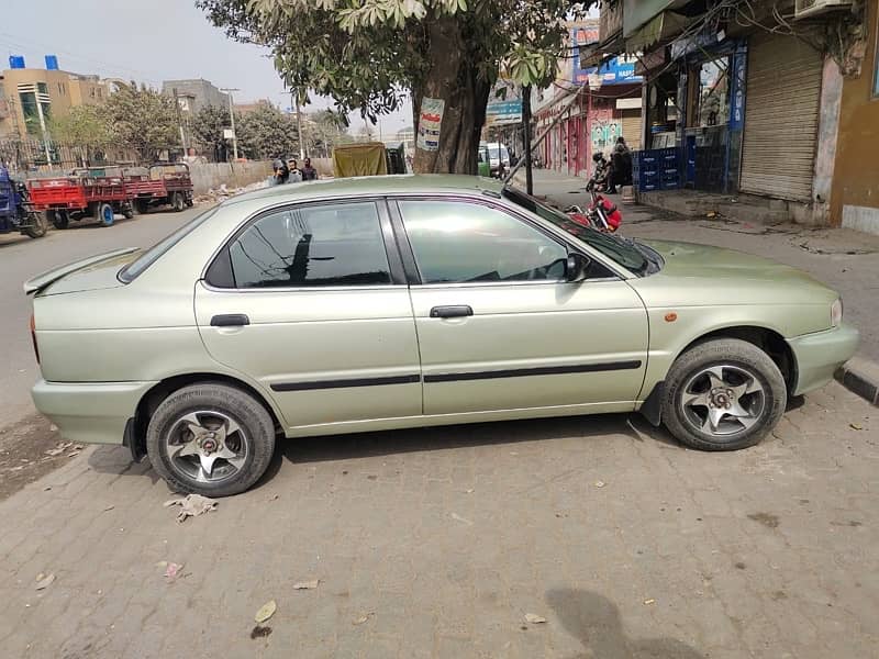 Suzuki Baleno 2000 10