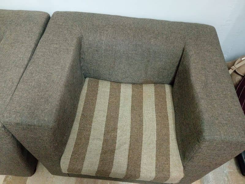 4 seatercomfortable sofa (2seater, 1,1 seater) 1