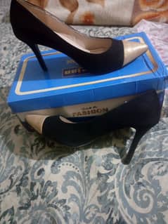 lady heel shoes