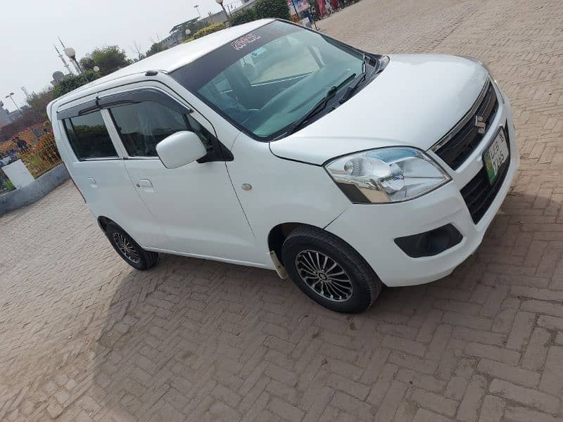 Suzuki Wagon R 2017/18 urgent sale 7