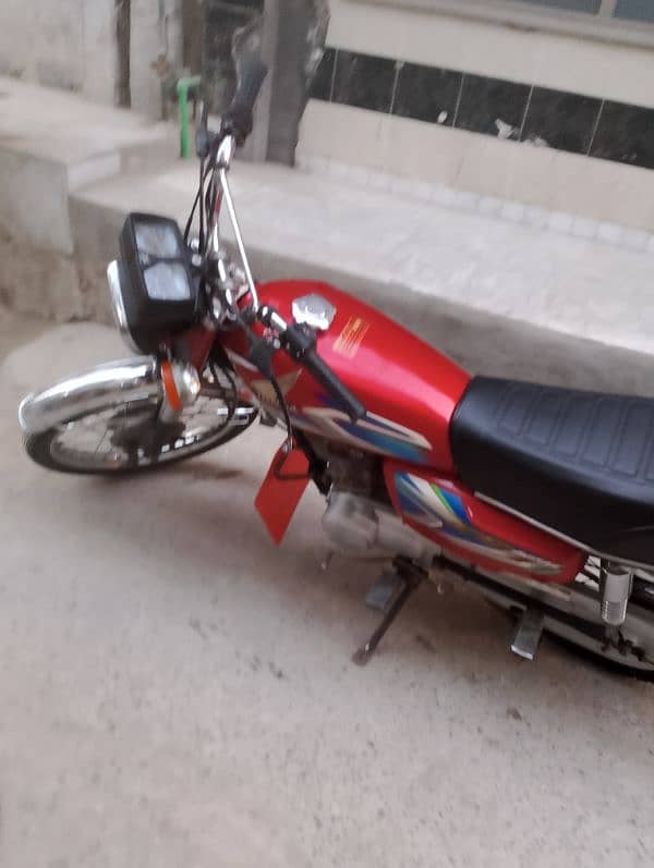 honda 125 2022 4