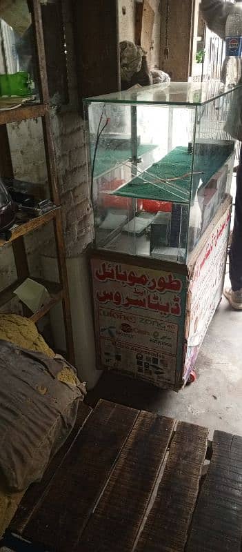 counter for sale everything is ok and working condition 2