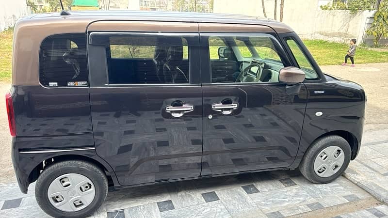 Suzuki Wagon smile 2 tone semi hybrid 2