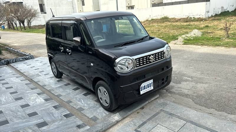 Suzuki Wagon smile 2 tone semi hybrid 4