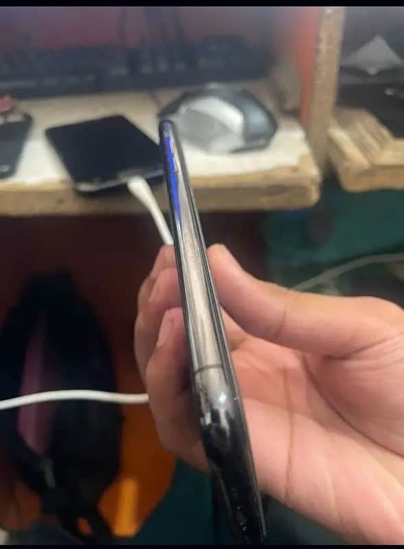 Iphone Xs Non PTA 3