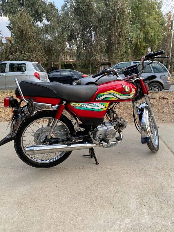 Lush Condition A1 Honda CD 70 22/23 model complete file Isb NUM 2