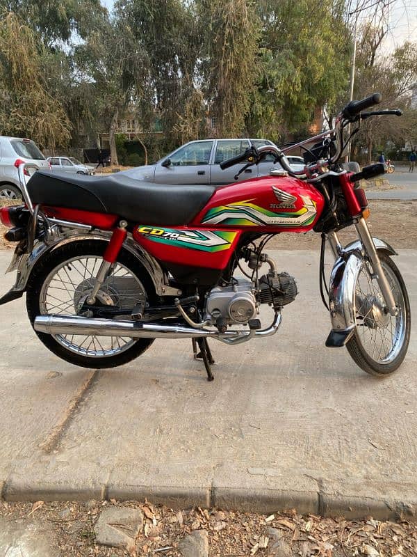 Lush Condition A1 Honda CD 70 22/23 model complete file Isb NUM 4