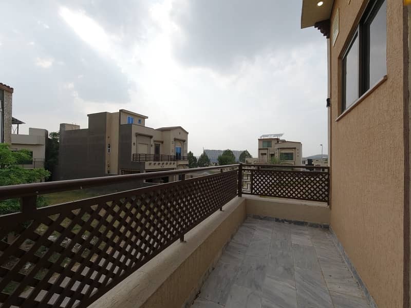 Ideal Prime Location House In Rawalpindi Available For Rs. 26500000 20