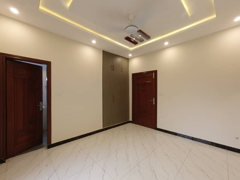 Ideal Prime Location House In Rawalpindi Available For Rs. 26500000 28