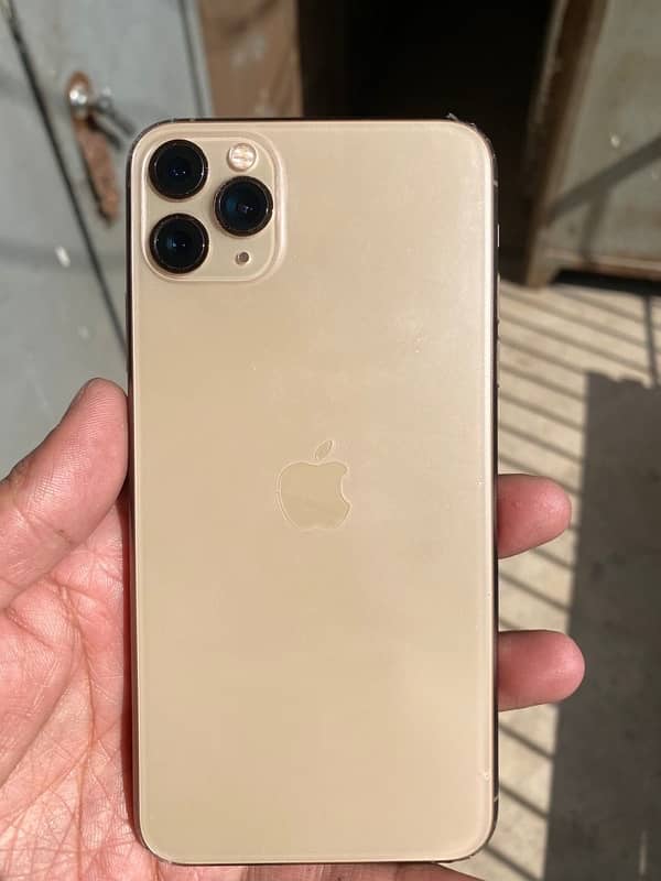 iPhone 11 Pro max 256 gb gold 1