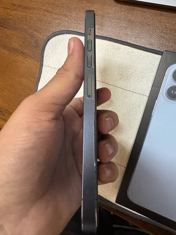 iPhone 13 Pro Max 256GB Factory Unlock 1