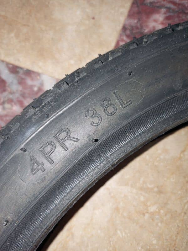 CD 70 bike tyre & tube 3