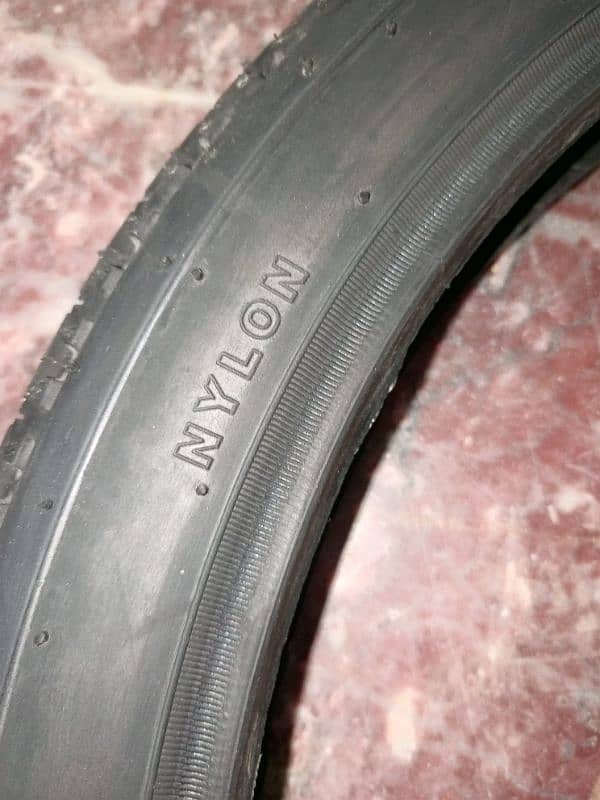 CD 70 bike tyre & tube 6