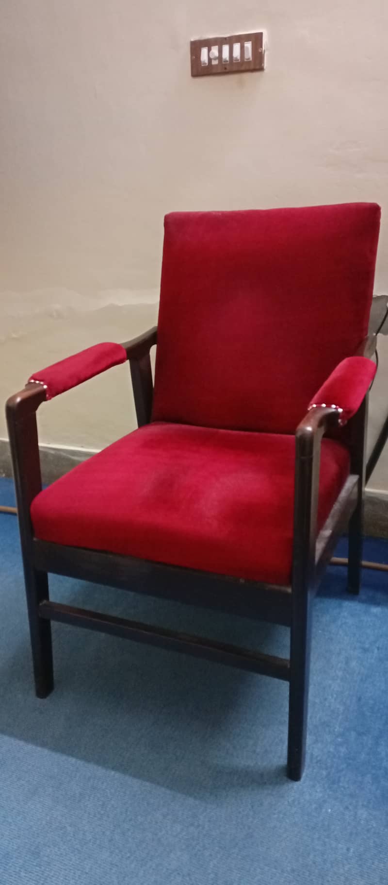 2 Bedroom Chairs For Sale 1