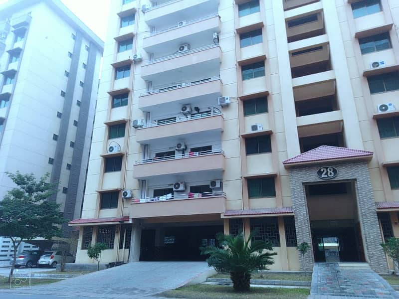 This Apartment Is Located Next To Park And Kids Play Area, Market , Mosque And Other Amenities. 3