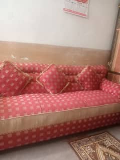 urgent sale 5 seater Sofa location bari imam darbar ke pas