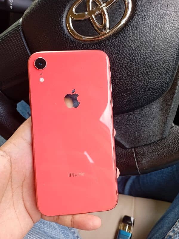 iphone xr 1