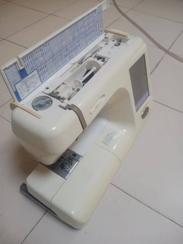 Janome 9500 Embroidery Machine For Sale 3