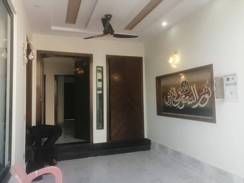 5 Marla Brand New Double Story Prime Location House in Jade Extension Block Parkview City Lahore 0