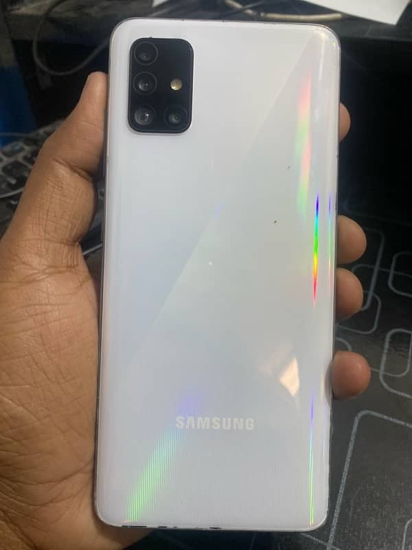 Samsung Galaxy A51 1