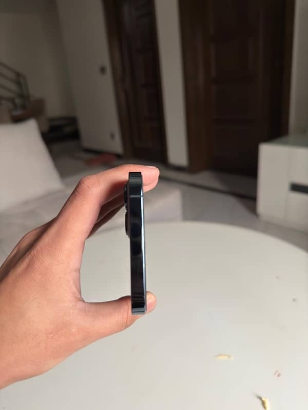 iphone 12 Pro Max 256gb 7